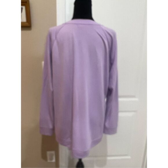 Isaac Mizrahi purple crewneck sweatshirt with design - Picture 2 of 6